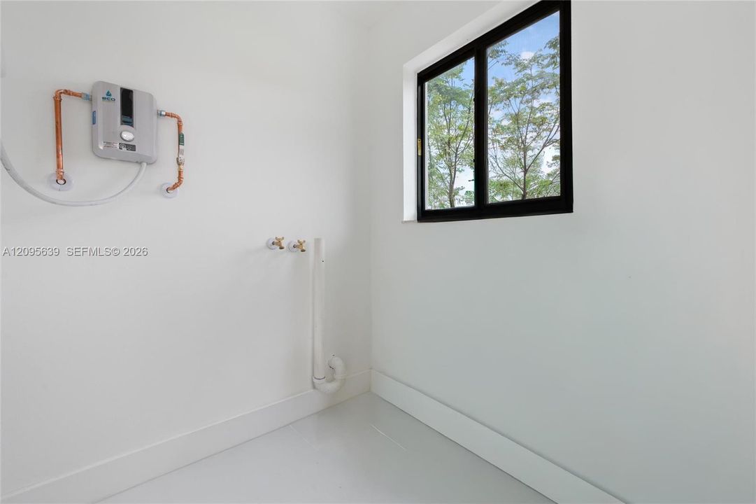 For Sale: $1,199,000 (0 beds, 0 baths, 2030 Square Feet)