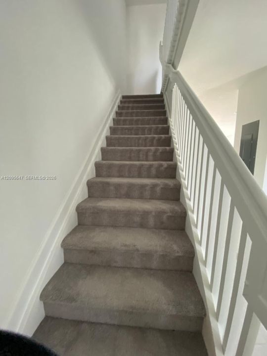 En Renta: $2,950 (3 camas, 2 baños, 1403 Pies cuadrados)