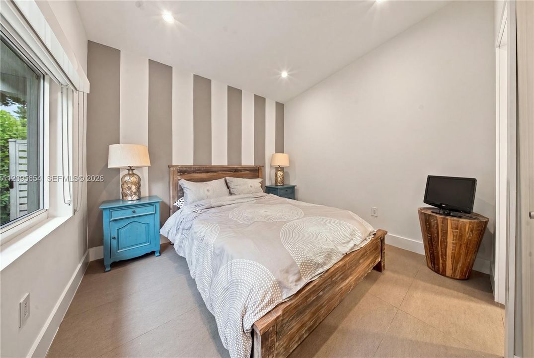 En Venta: $2,950,000 (5 camas, 5 baños, 2091 Pies cuadrados)