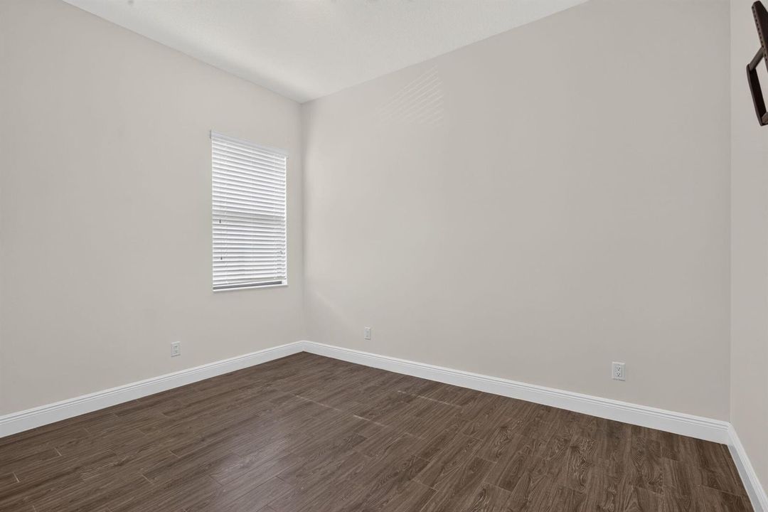 15-web-or-mls-001L3464