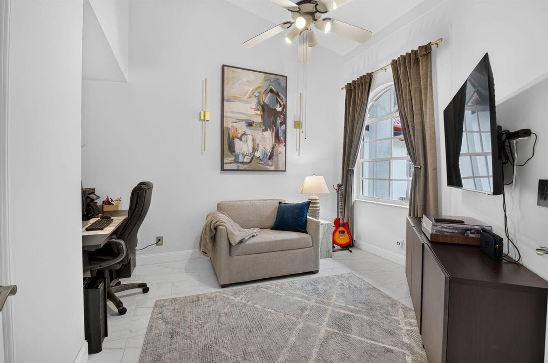 GUEST/OFFICE 3RD BEDROOM