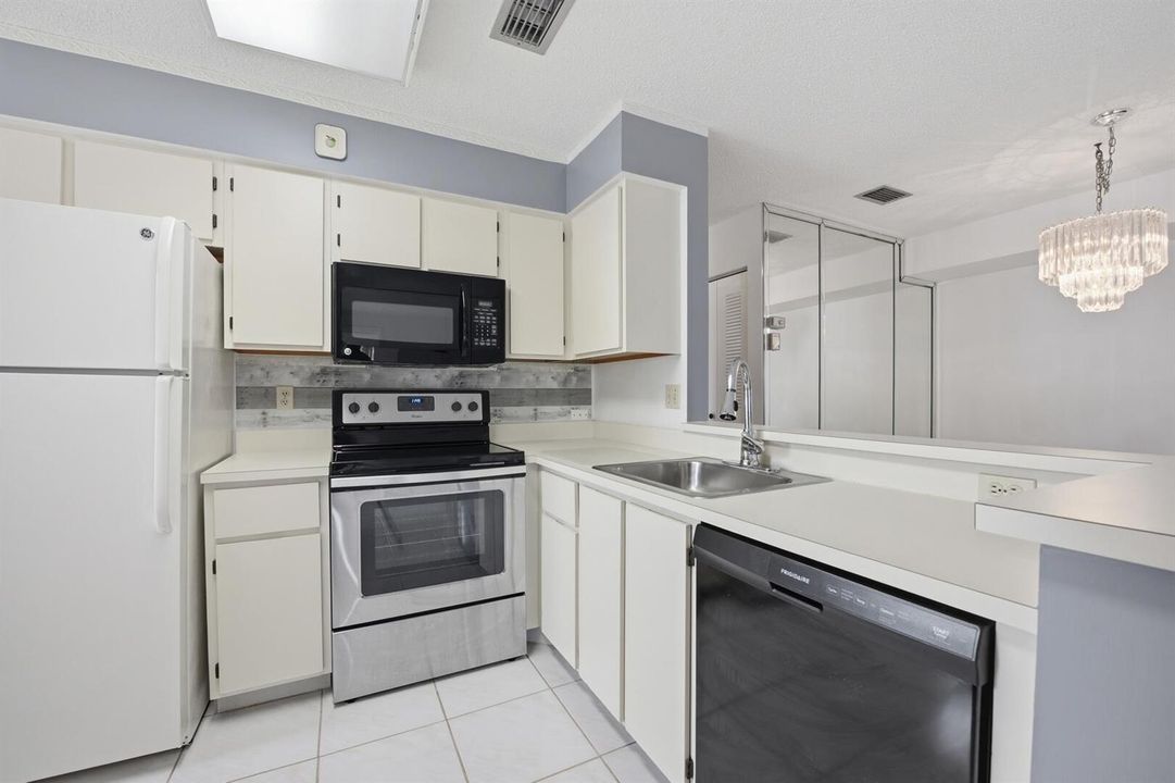 Open Kitchen