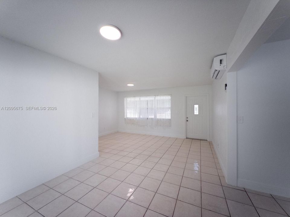 На продажу: $415,000 (3 спален, 1 ванн, 1162 Квадратных фут)