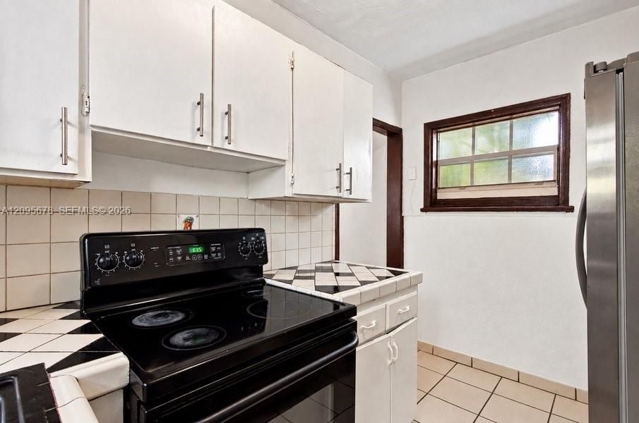 For Sale: $1,095,000 (0 beds, 0 baths, 1843 Square Feet)