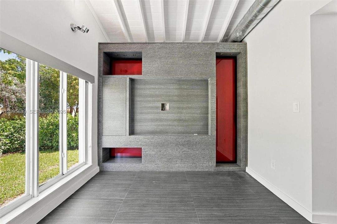 For Rent: $8,700 (3 beds, 2 baths, 1911 Square Feet)