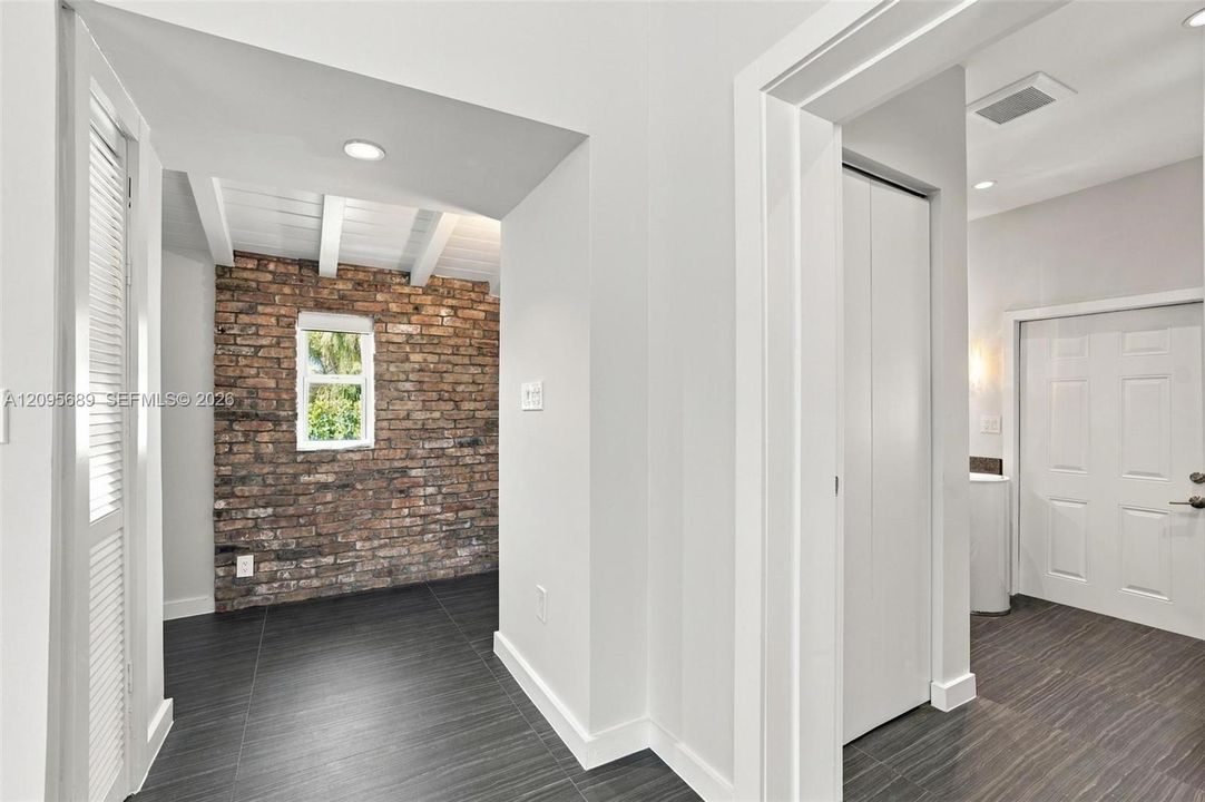 For Rent: $8,700 (3 beds, 2 baths, 1911 Square Feet)
