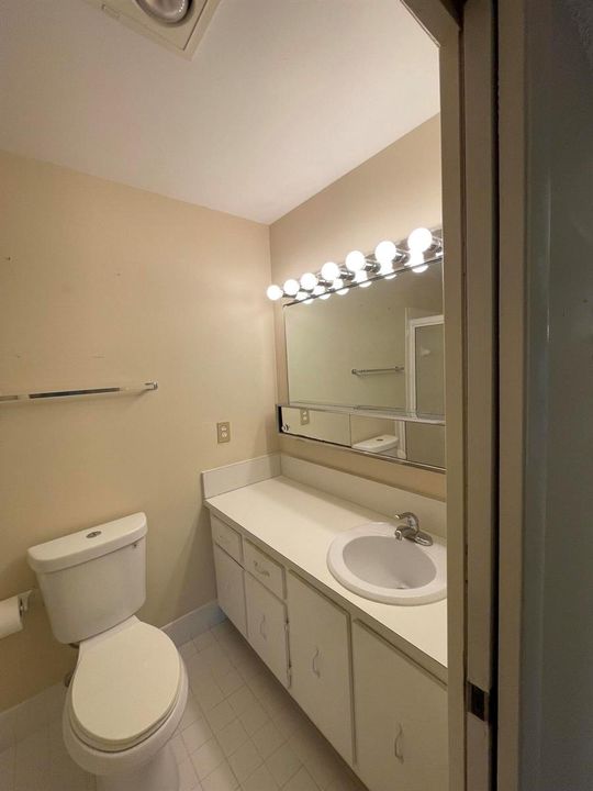 14c 2nd Bathroom Vanity