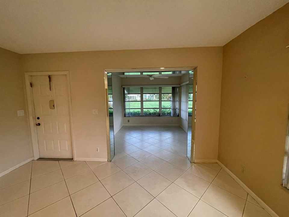 5 Facing Entrance