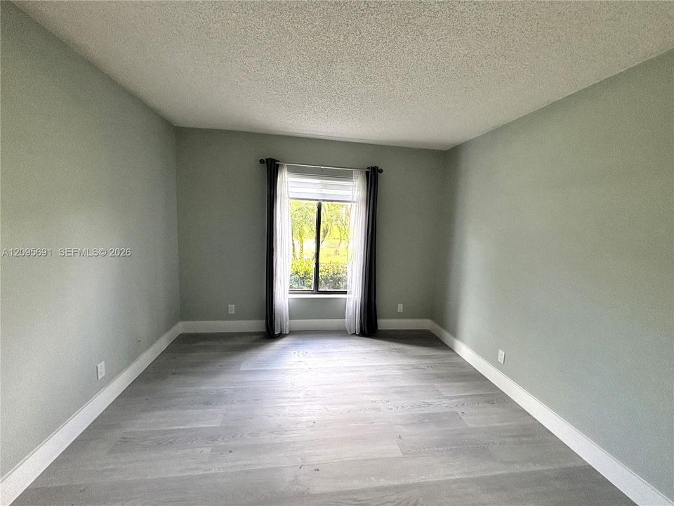 For Rent: $2,400 (3 beds, 2 baths, 1488 Square Feet)