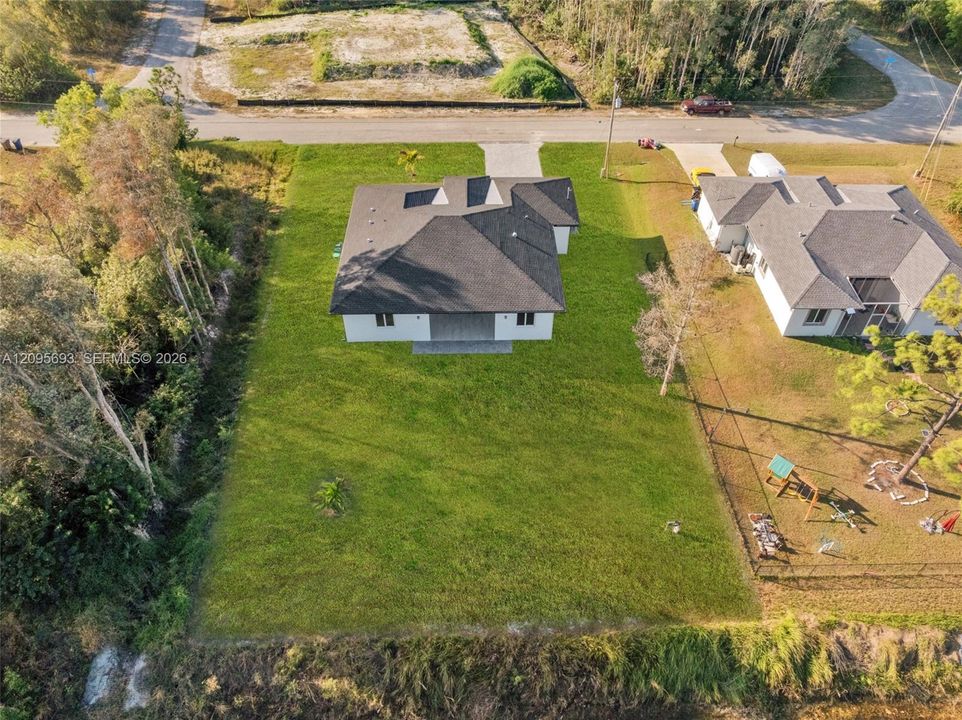 For Rent: $2,400 (4 beds, 2 baths, 0 Square Feet)
