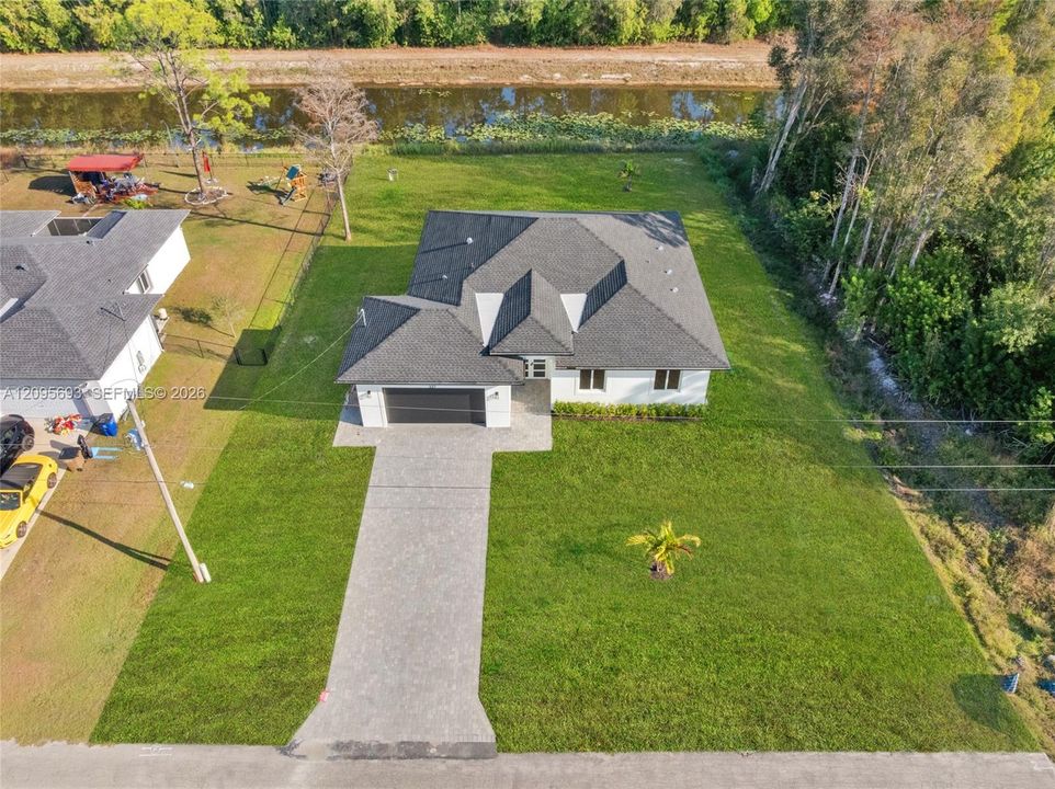 For Rent: $2,400 (4 beds, 2 baths, 0 Square Feet)