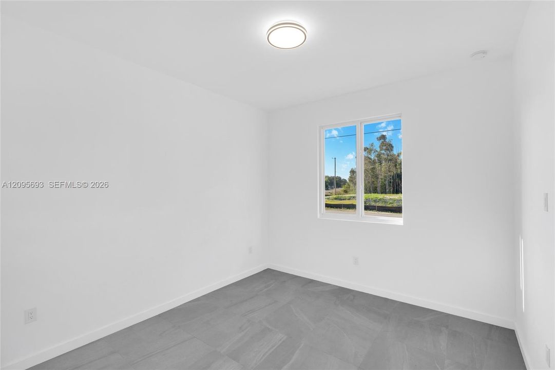 For Rent: $2,400 (4 beds, 2 baths, 0 Square Feet)