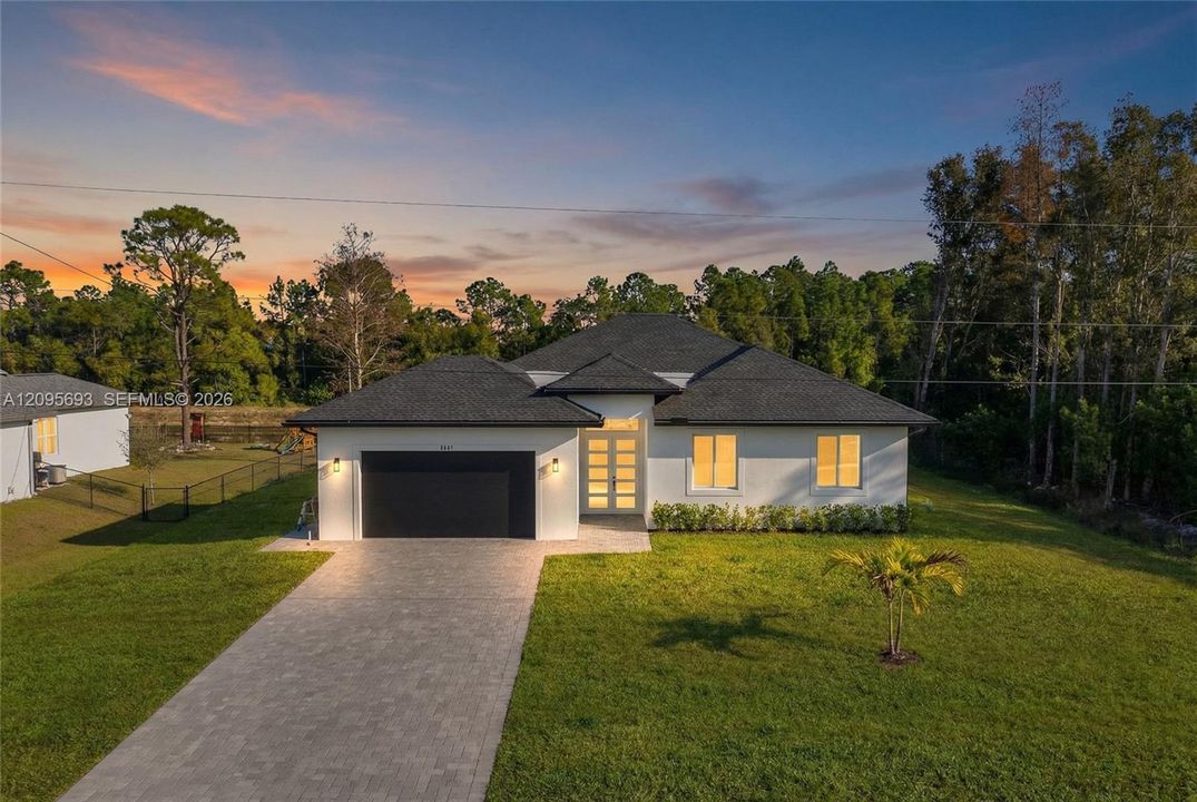 For Rent: $2,400 (4 beds, 2 baths, 0 Square Feet)