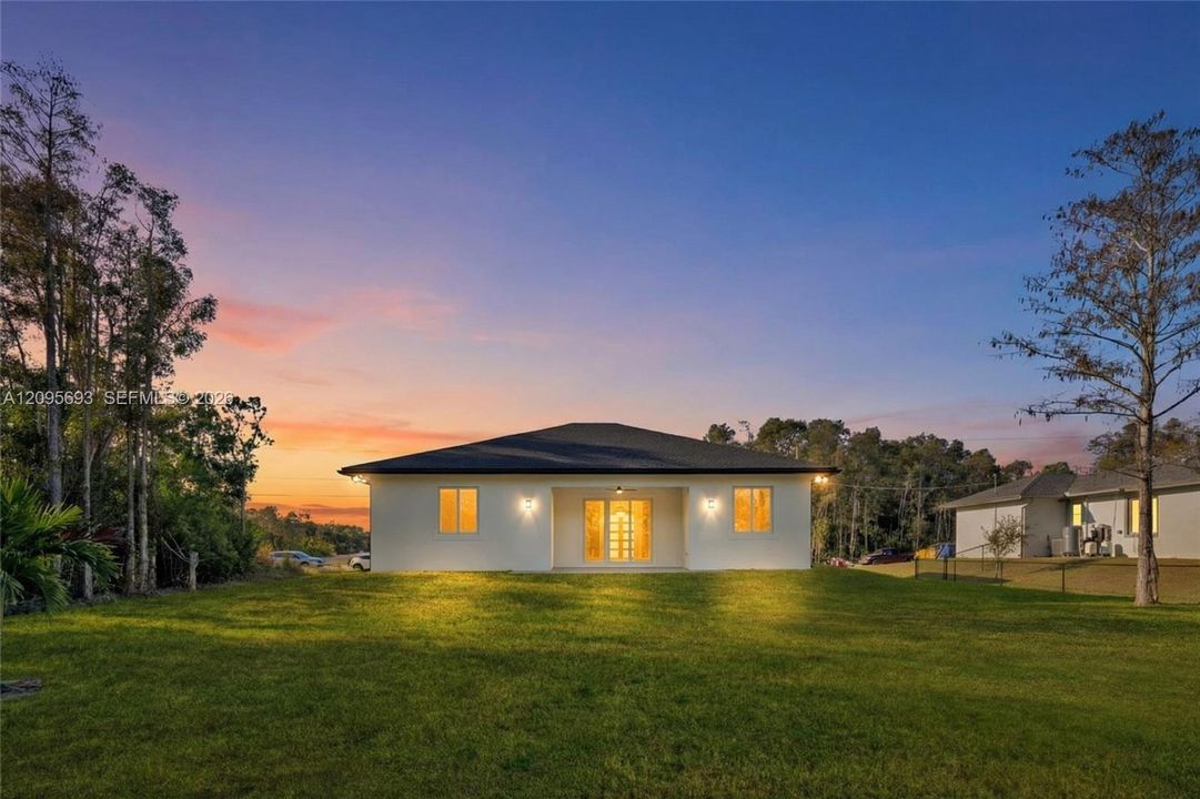 For Rent: $2,400 (4 beds, 2 baths, 0 Square Feet)