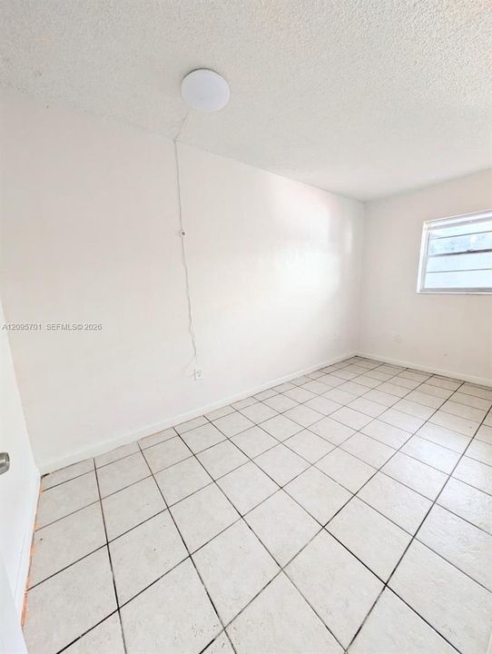 В аренду: $1,750 (2 спален, 1 ванн, 0 Квадратных фут)