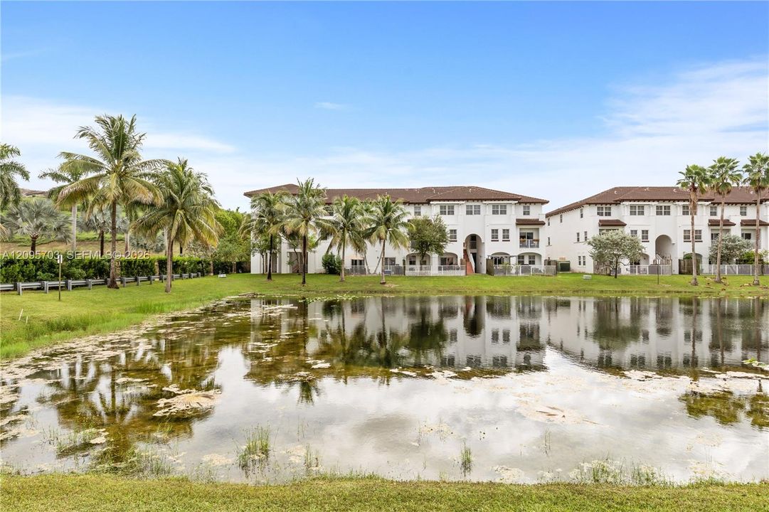 En Venta: $640,000 (3 camas, 2 baños, 1783 Pies cuadrados)