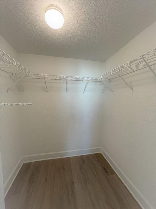 For Sale: $339,000 (2 beds, 2 baths, 1145 Square Feet)