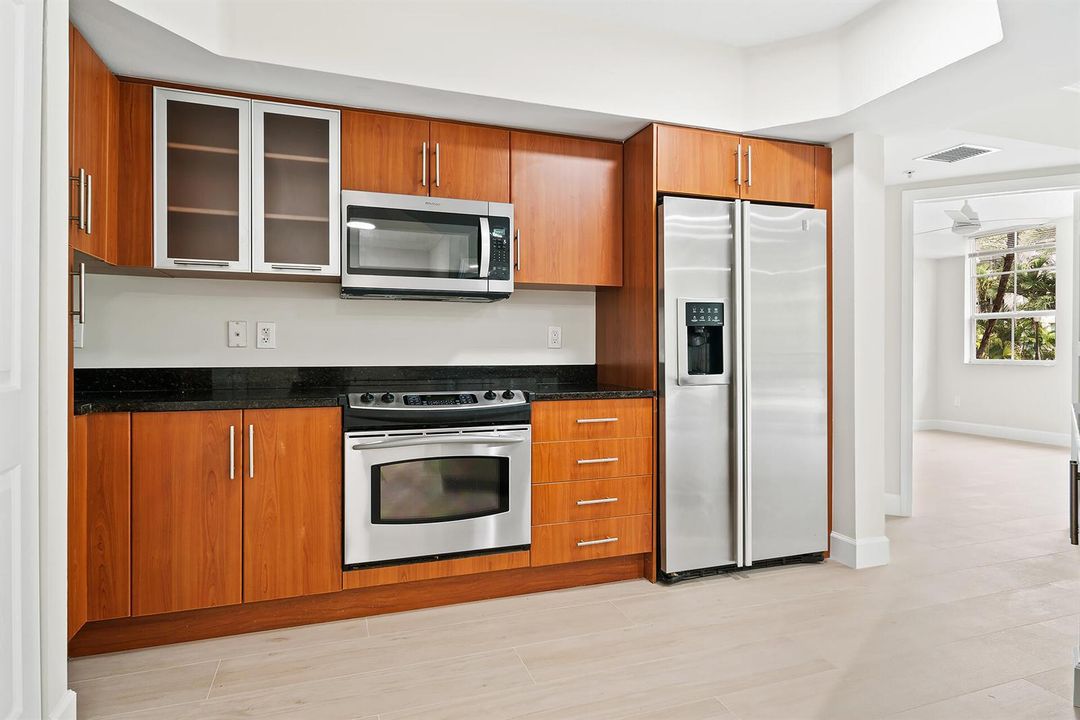 600-S-DIXIE-HWY-636-33401-005