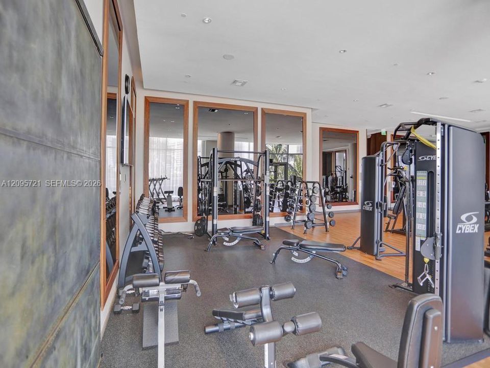 En Venta: $2,600,000 (4 camas, 5 baños, 2624 Pies cuadrados)