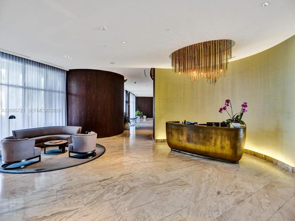 En Venta: $2,600,000 (4 camas, 5 baños, 2624 Pies cuadrados)