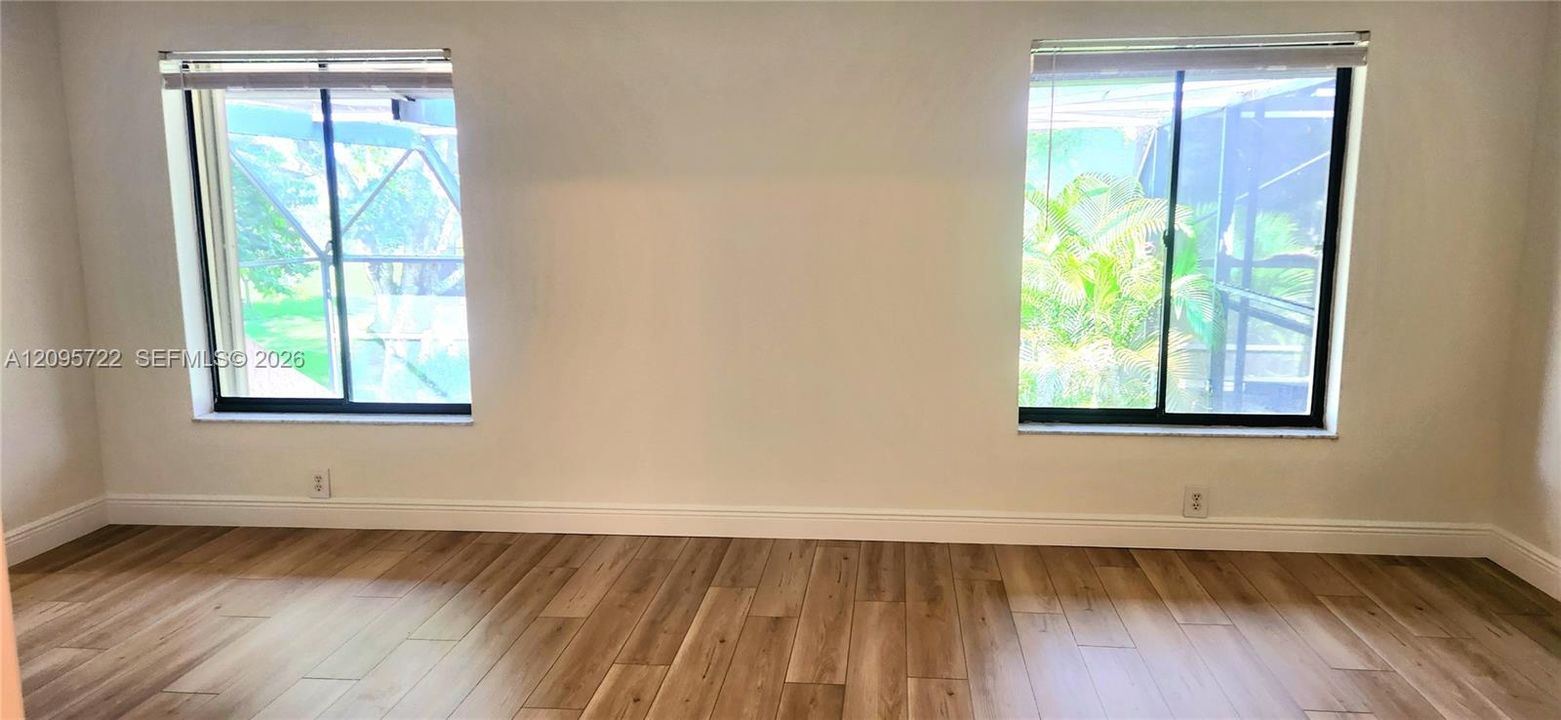En Venta: $685,000 (3 camas, 2 baños, 2070 Pies cuadrados)