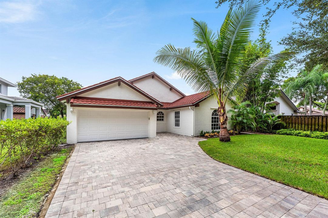 002-3145WestQuaysideDrive-Hollywood-FL-3