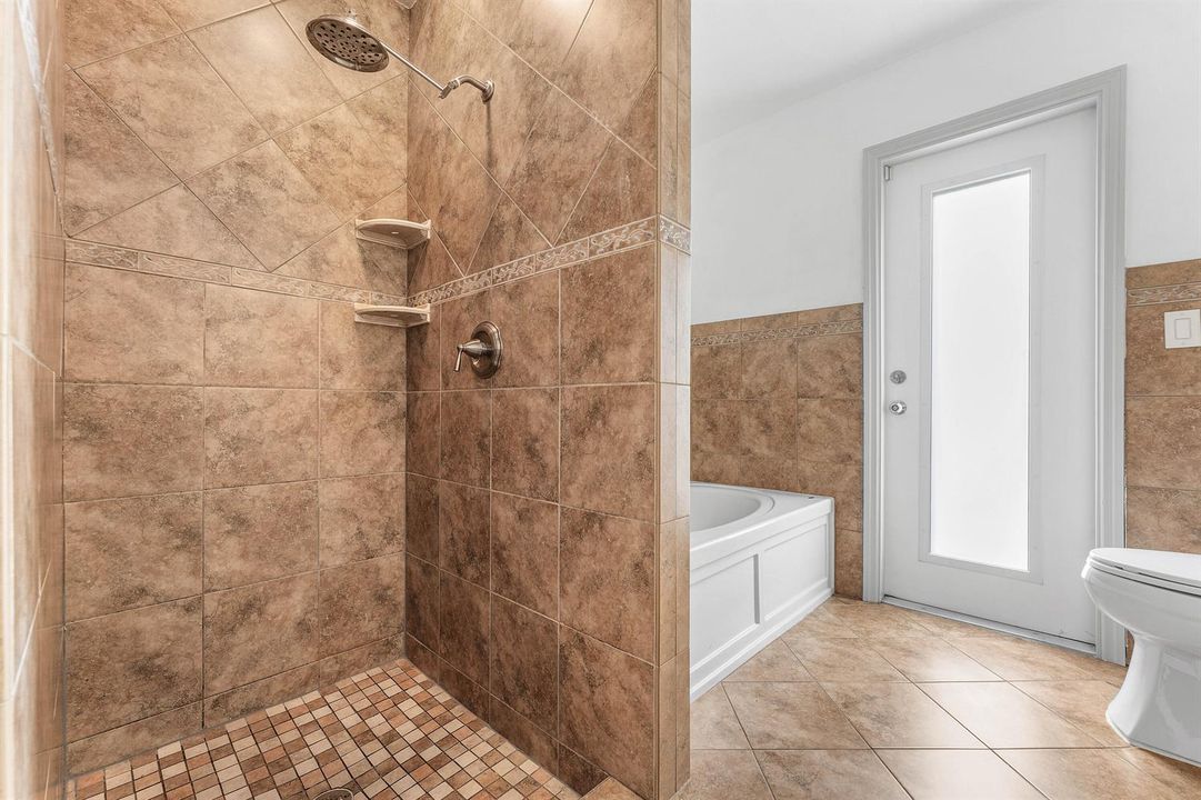 024-3145WestQuaysideDrive-Hollywood-FL-3