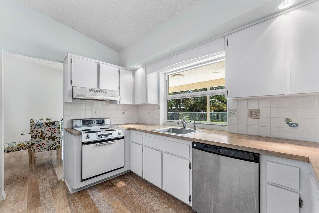 005-128SandpiperAvenue-RoyalPalmBeach-FL