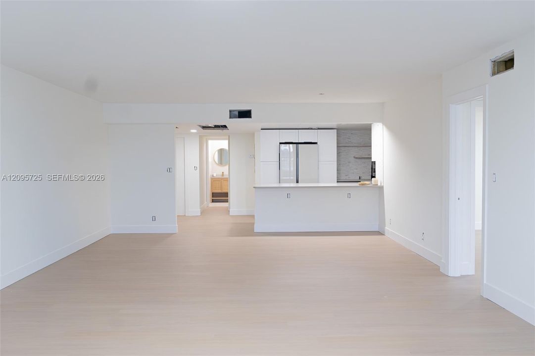 For Rent: $4,000 (3 beds, 2 baths, 1716 Square Feet)