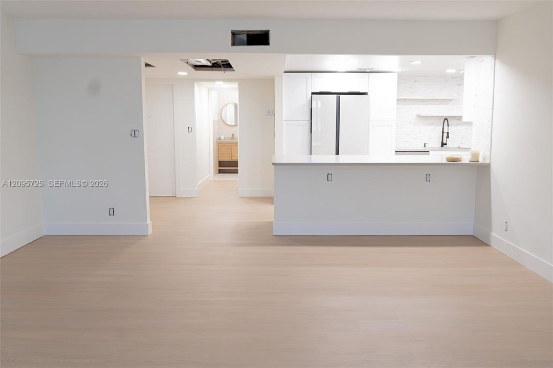For Rent: $4,000 (3 beds, 2 baths, 1716 Square Feet)