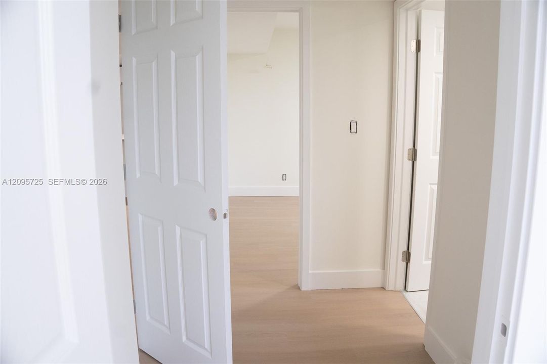 For Rent: $4,000 (3 beds, 2 baths, 1716 Square Feet)
