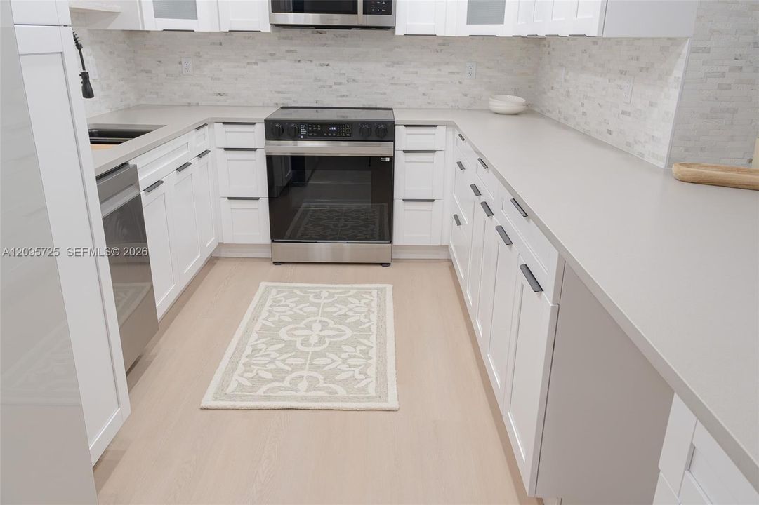 For Rent: $4,000 (3 beds, 2 baths, 1716 Square Feet)