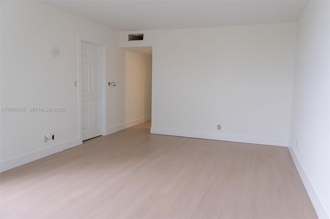 For Rent: $4,000 (3 beds, 2 baths, 1716 Square Feet)
