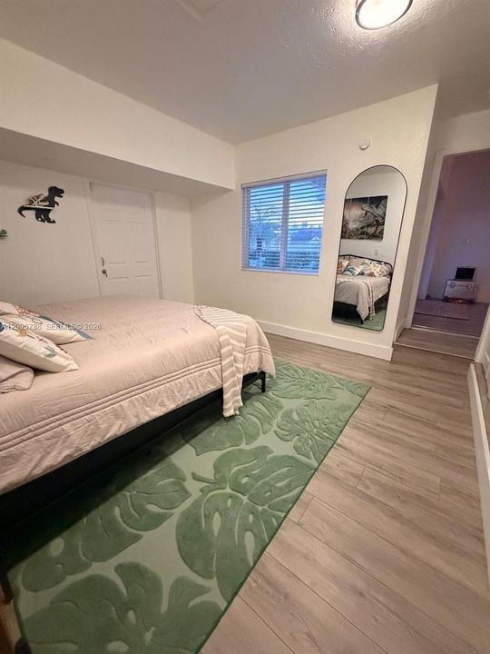В аренду: $3,600 (3 спален, 2 ванн, 1264 Квадратных фут)