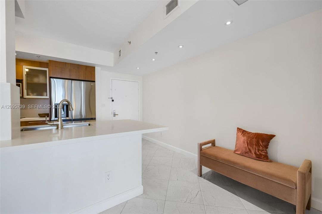 For Rent: $4,600 (2 beds, 2 baths, 1227 Square Feet)