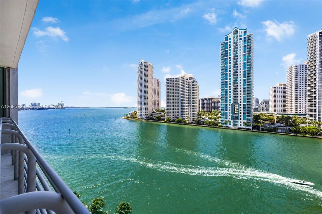 For Rent: $4,600 (2 beds, 2 baths, 1227 Square Feet)