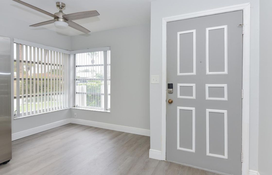 005-006-5759 Phoenix Palm Ct-1500x965