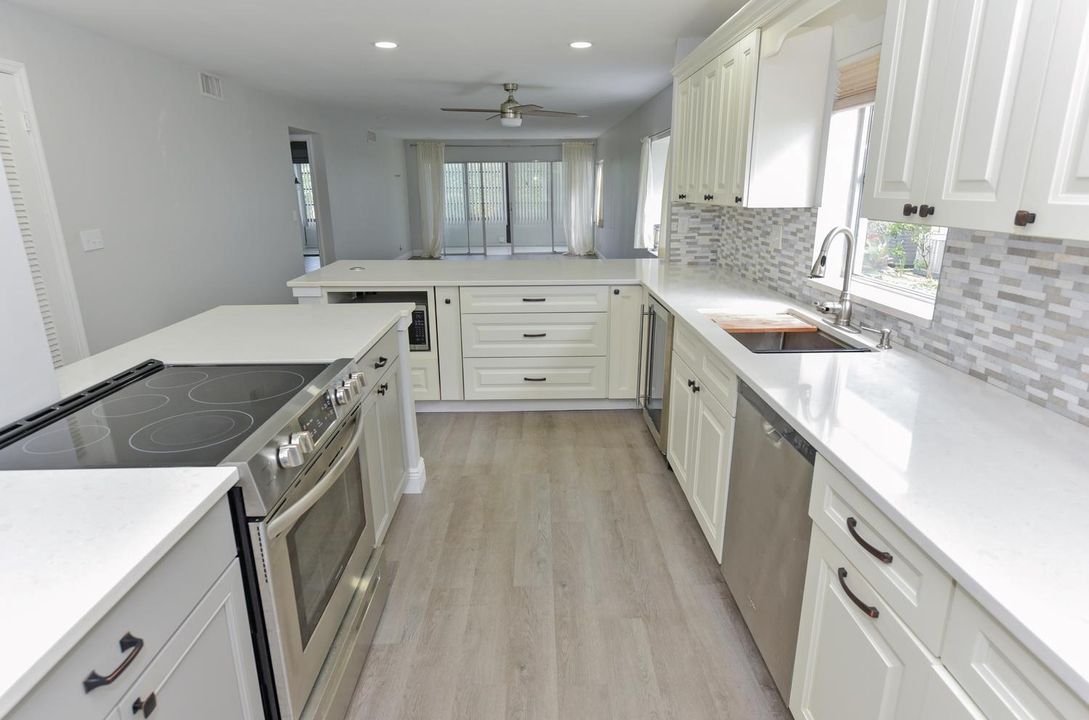 009-022-5759 Phoenix Palm Ct-1500x992