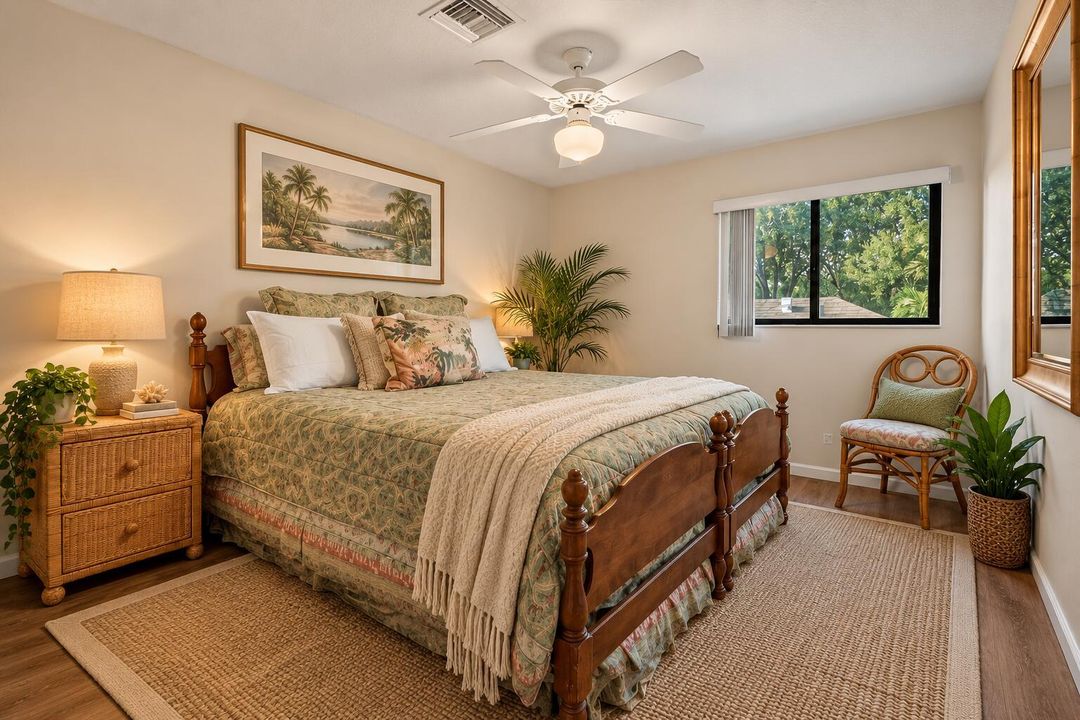 UPSTAIRS 4TH BEDROOM