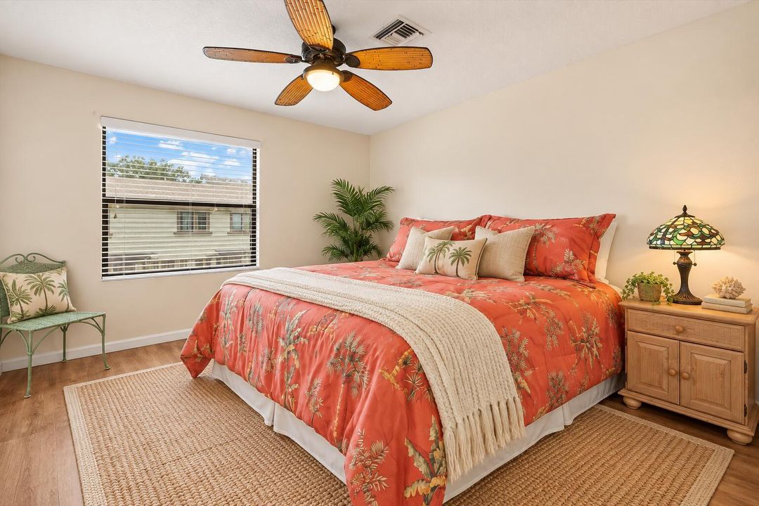 UPSTAIRS 3RD BEDROM