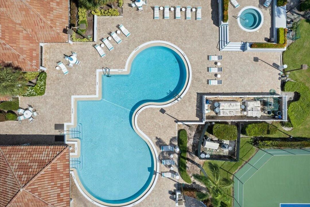 MASTER ASSOC POOL