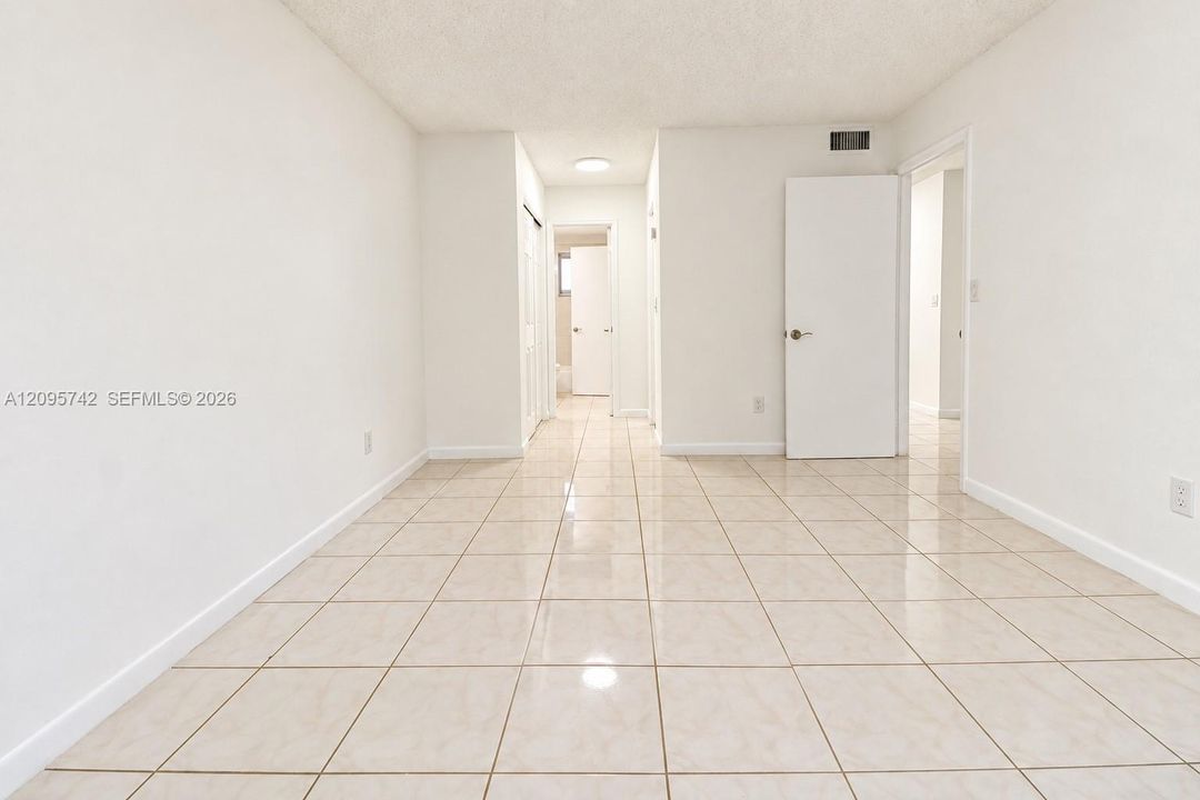 En Renta: $1,800 (1 camas, 1 baños, 712 Pies cuadrados)