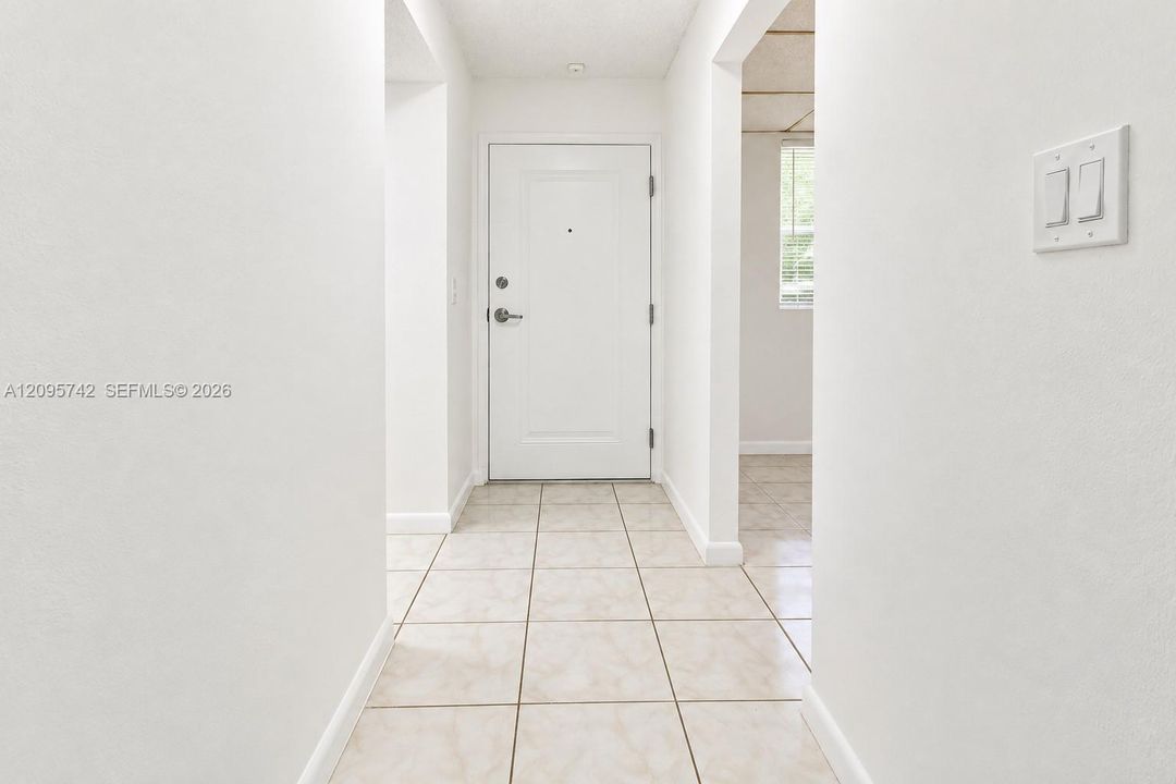 En Renta: $1,800 (1 camas, 1 baños, 712 Pies cuadrados)