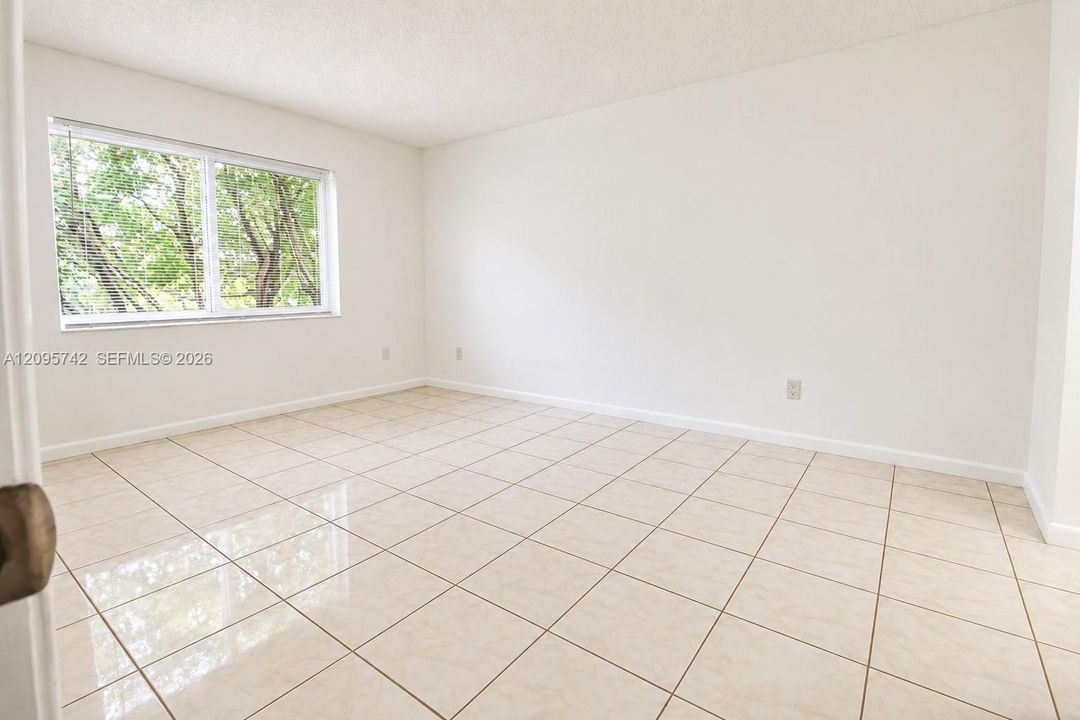 En Renta: $1,800 (1 camas, 1 baños, 712 Pies cuadrados)