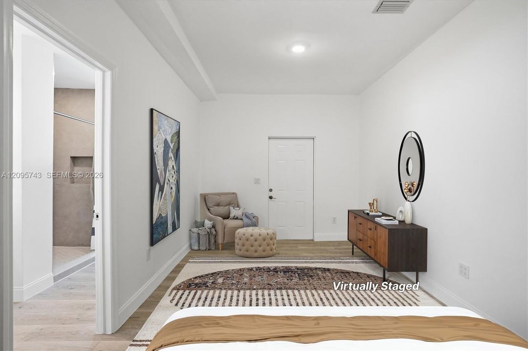 For Rent: $3,800 (3 beds, 2 baths, 1456 Square Feet)