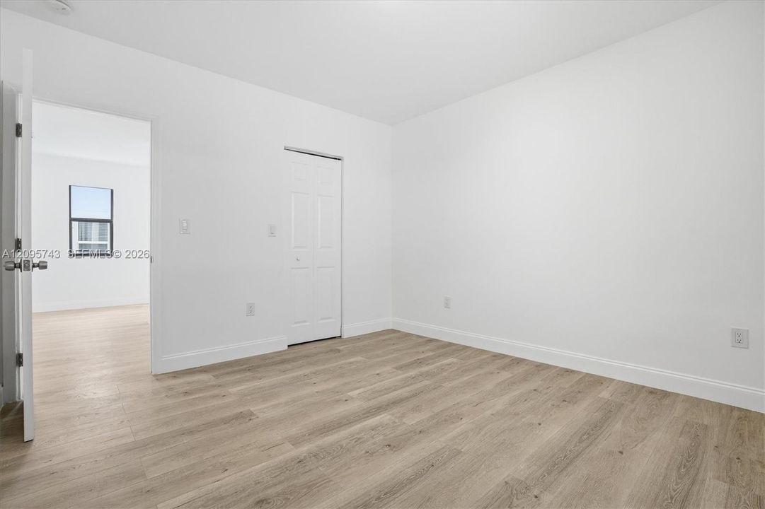 For Rent: $3,800 (3 beds, 2 baths, 1456 Square Feet)