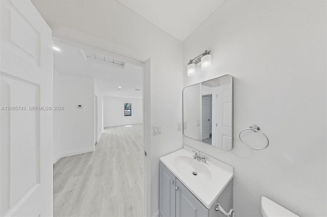 For Rent: $3,800 (3 beds, 2 baths, 1456 Square Feet)