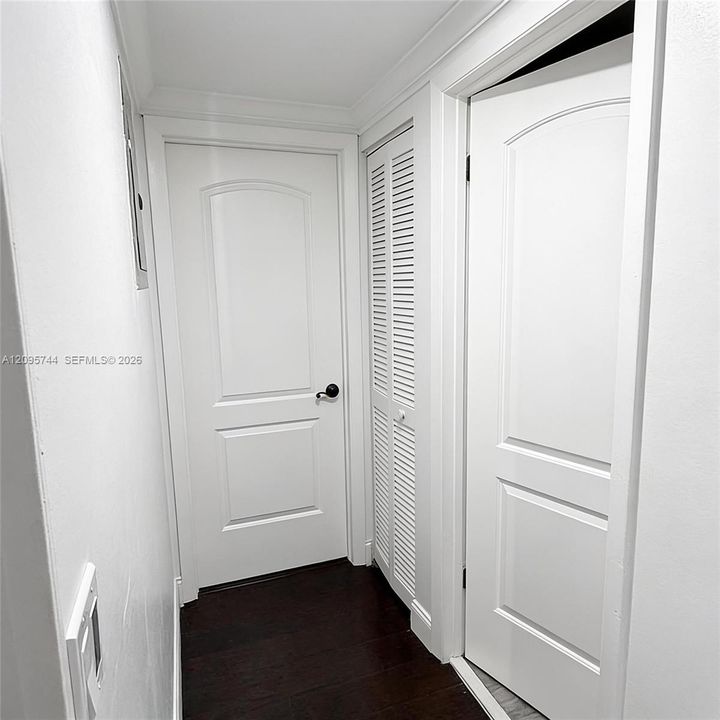 En Venta: $290,000 (3 camas, 2 baños, 1330 Pies cuadrados)