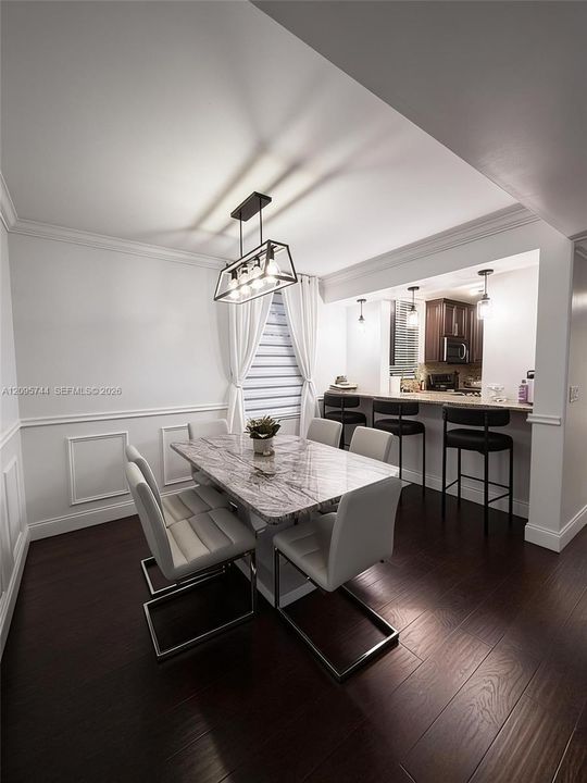 En Venta: $290,000 (3 camas, 2 baños, 1330 Pies cuadrados)