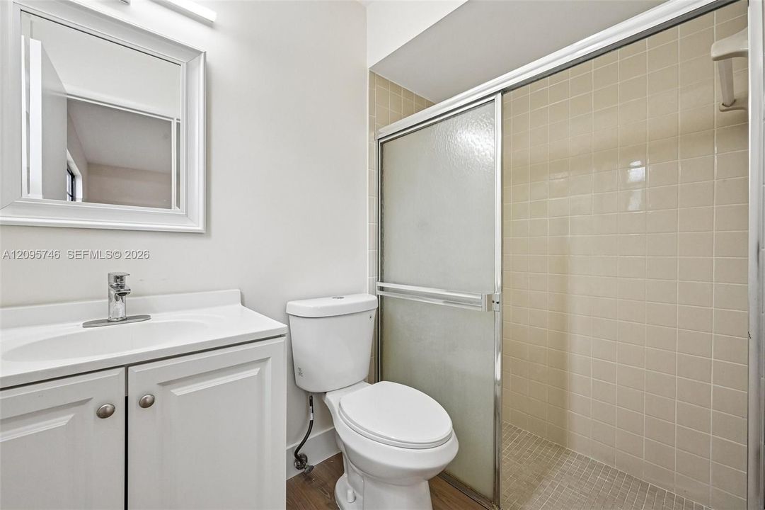For Sale: $254,900 (2 beds, 2 baths, 1029 Square Feet)